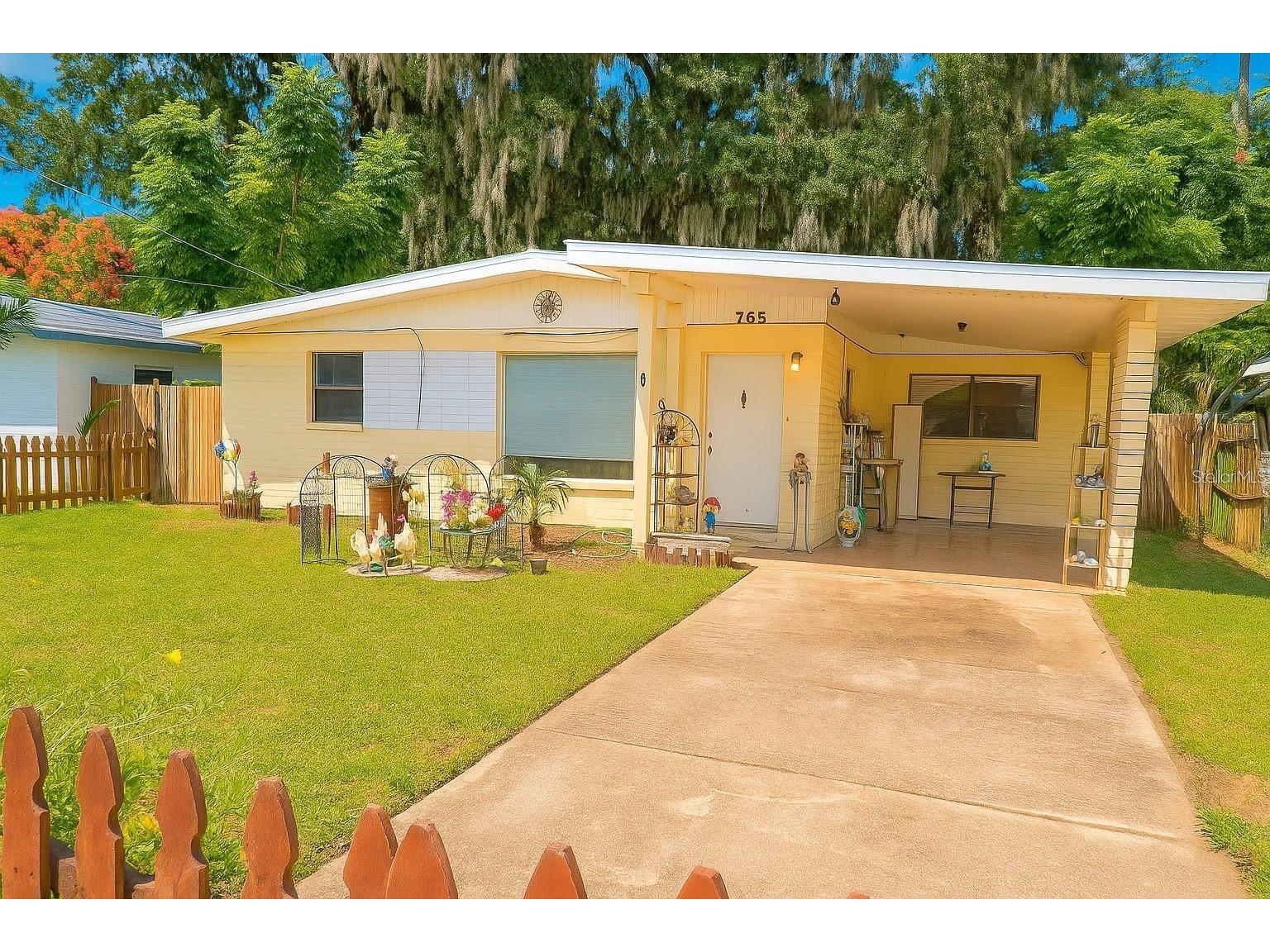 765 Greenway Place Daytona Beach FL 32114 O6404198 image1