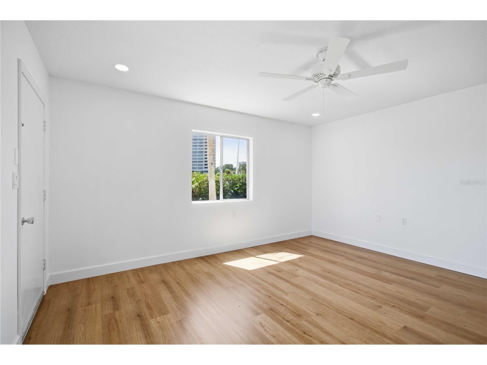 765 John Ringling Boulevard #1CLARI Sarasota FL 34236 A4697791 image10