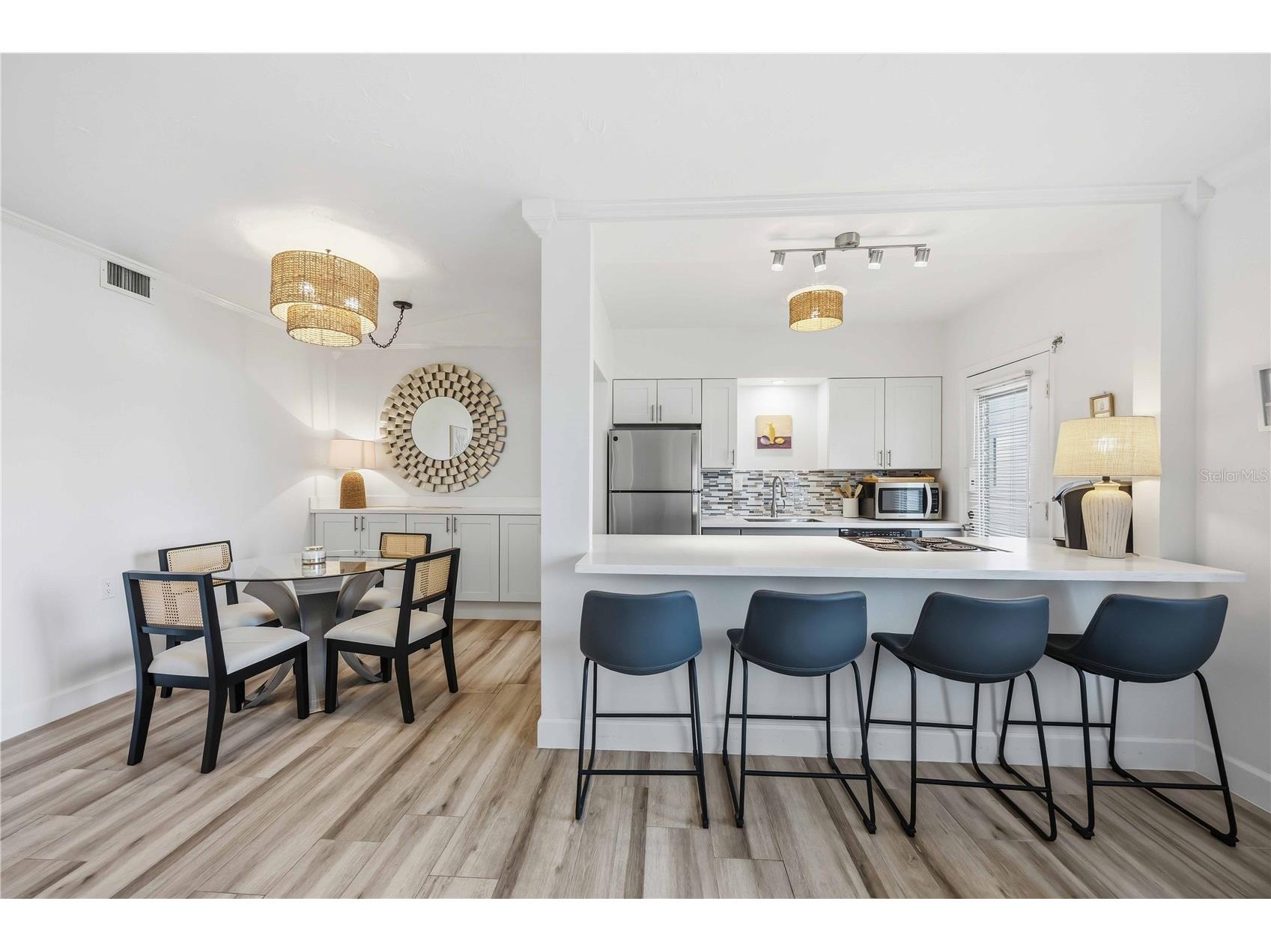 765 John Ringling Boulevard #5 Sarasota FL 34236 - SARASOTA BAY A4694521 image8