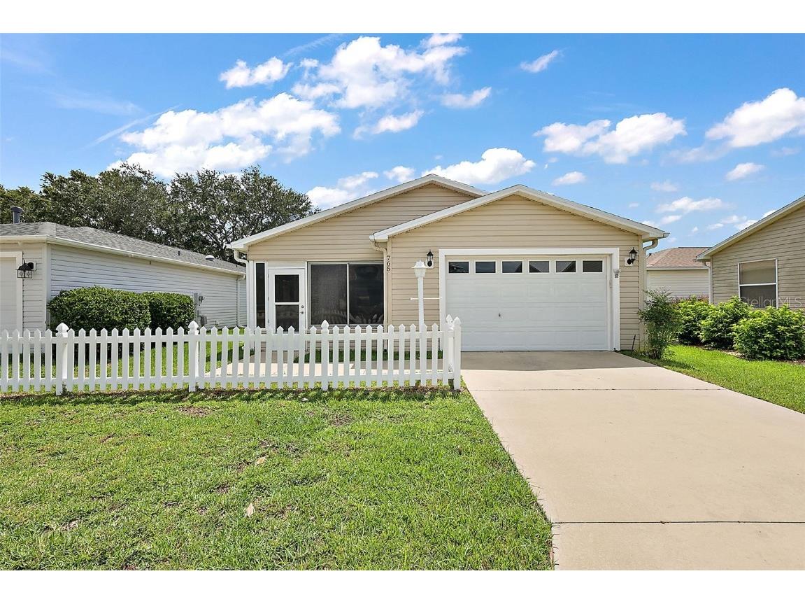 765 Leslie Lane The Villages FL 32162 G5078838 image1