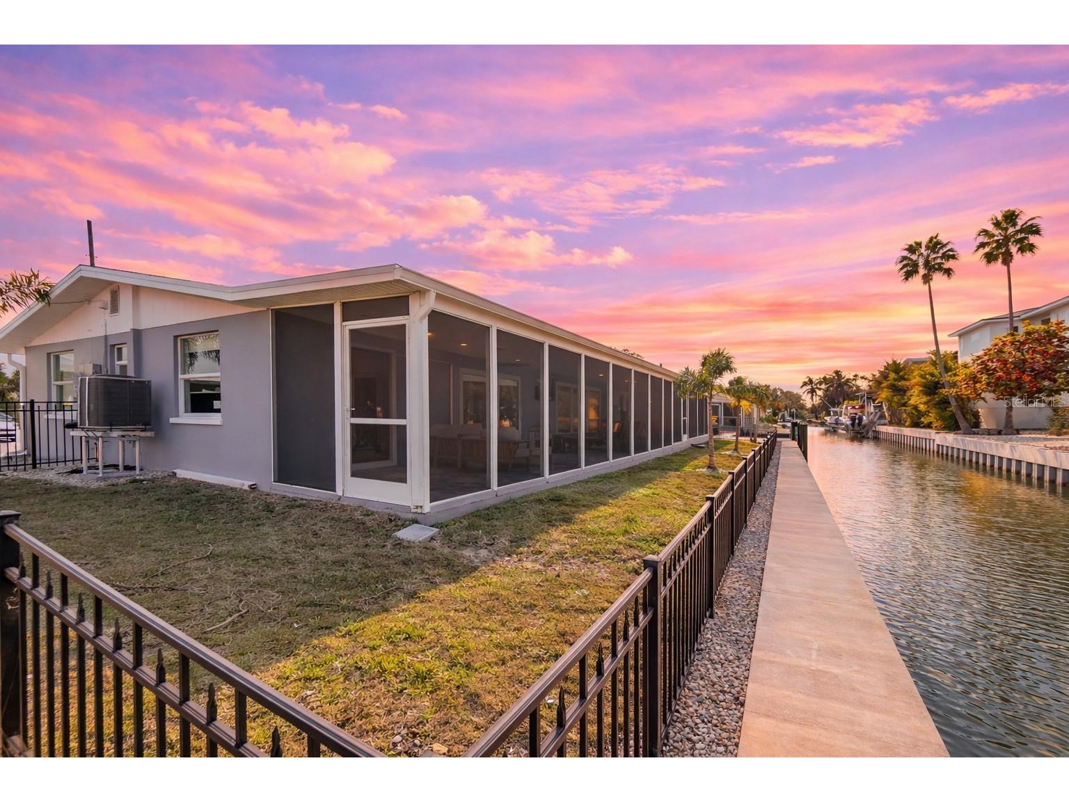 765 Saint Judes Drive N Longboat Key FL 34228 - SARASOTA BAY / GULF OF MEXICO A4683420 image39