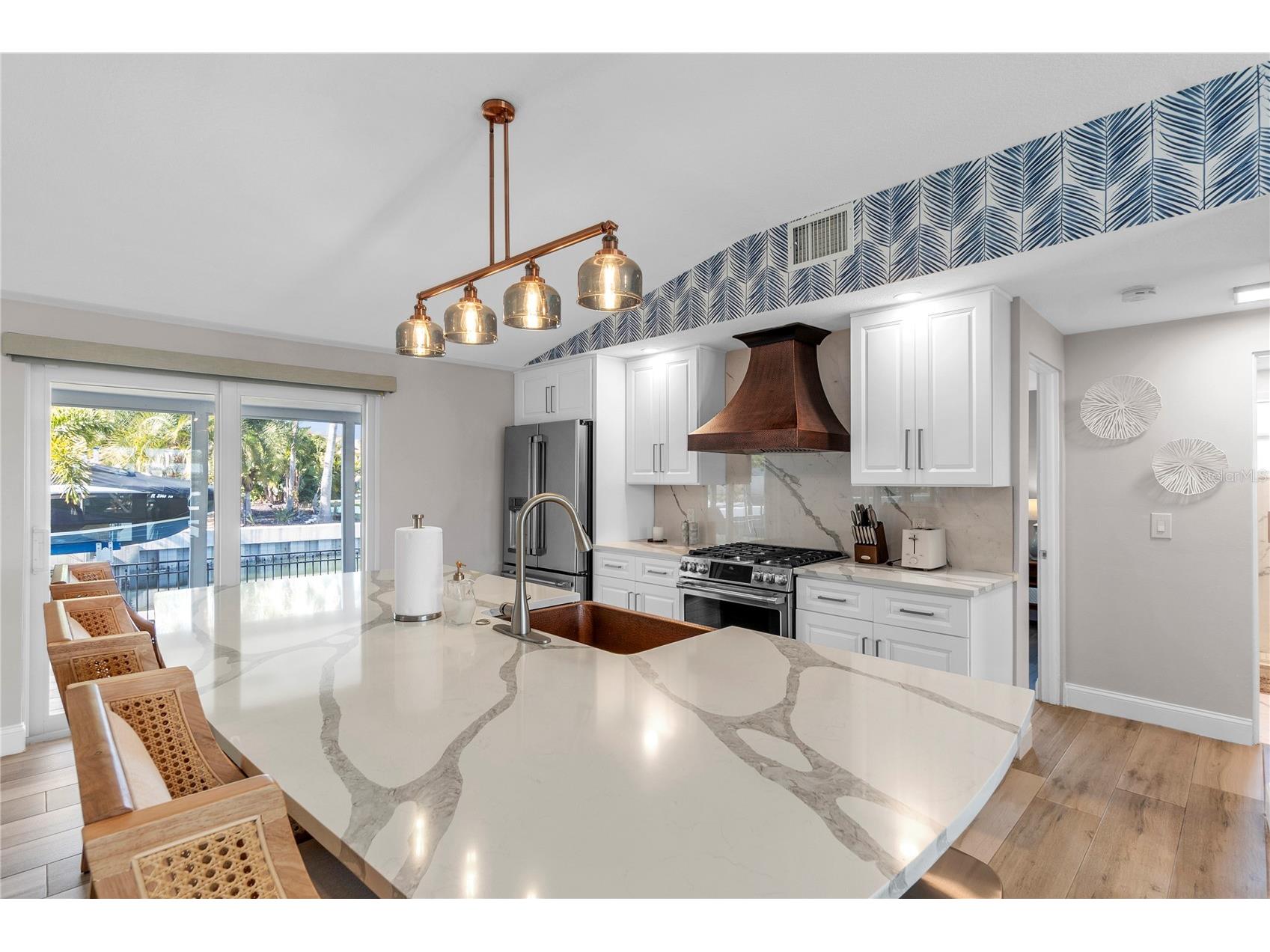 765 Saint Judes Drive N Longboat Key FL 34228 - SARASOTA BAY / GULF OF MEXICO A4683420 image8