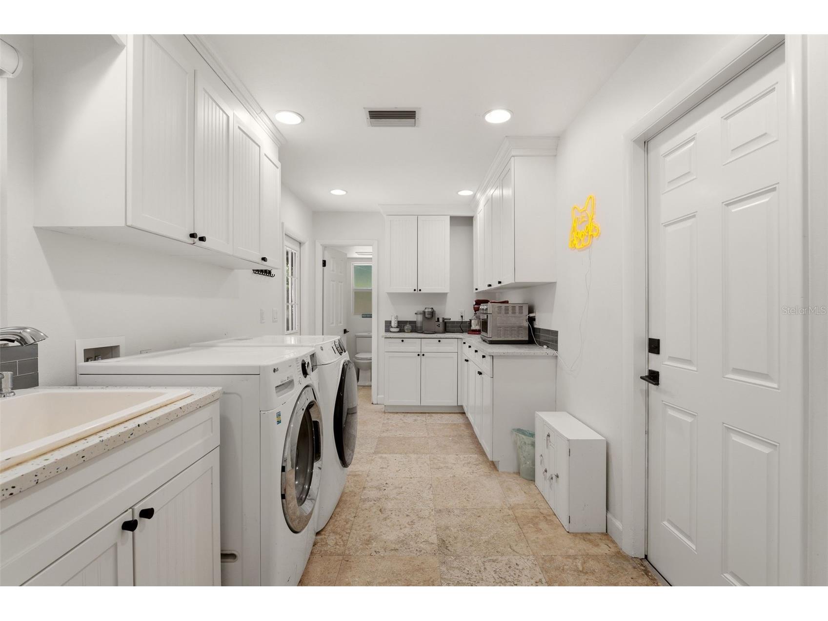 765 Siesta Key Circle Sarasota FL 34242 C7525634 image44