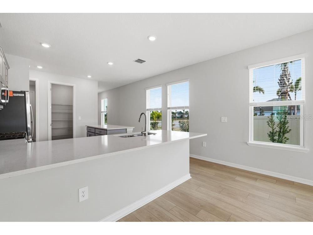 765 Steel Drive Apollo Beach FL 33572 TB8407381 image2