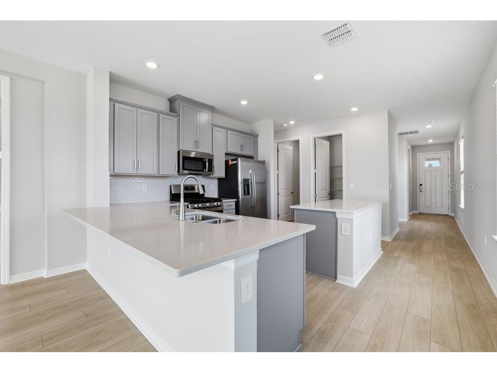 765 Steel Drive Apollo Beach FL 33572 TB8407381 image4