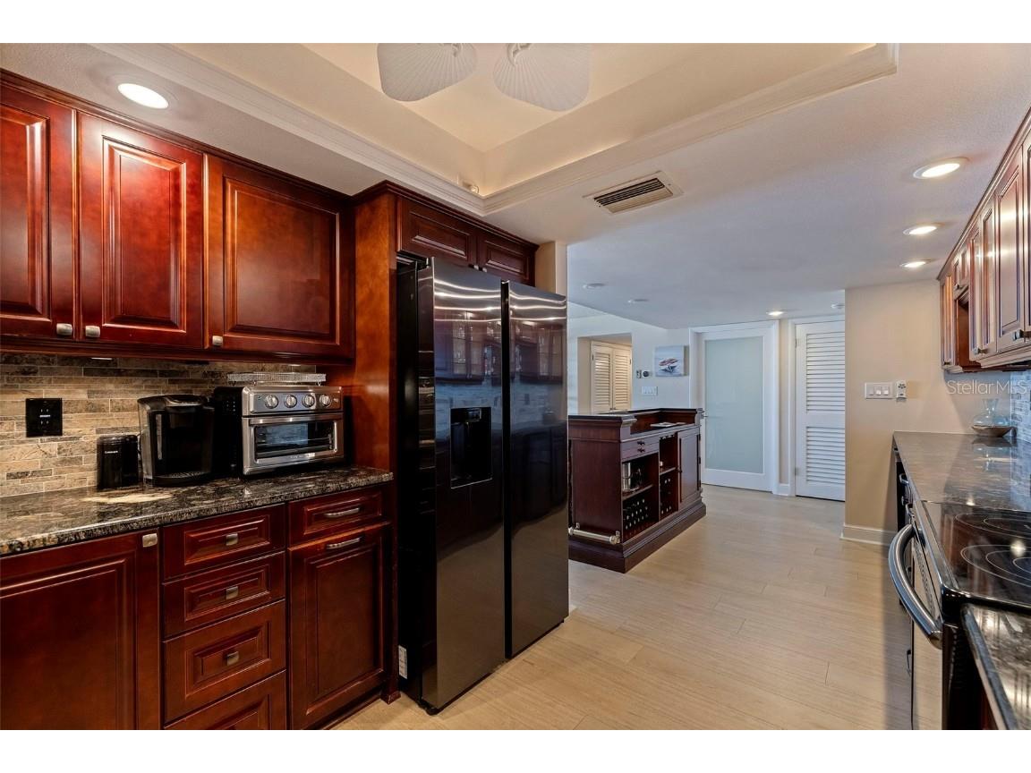 7650 Bayshore Drive #1005 Treasure Island FL 33706 TB8300931 image22