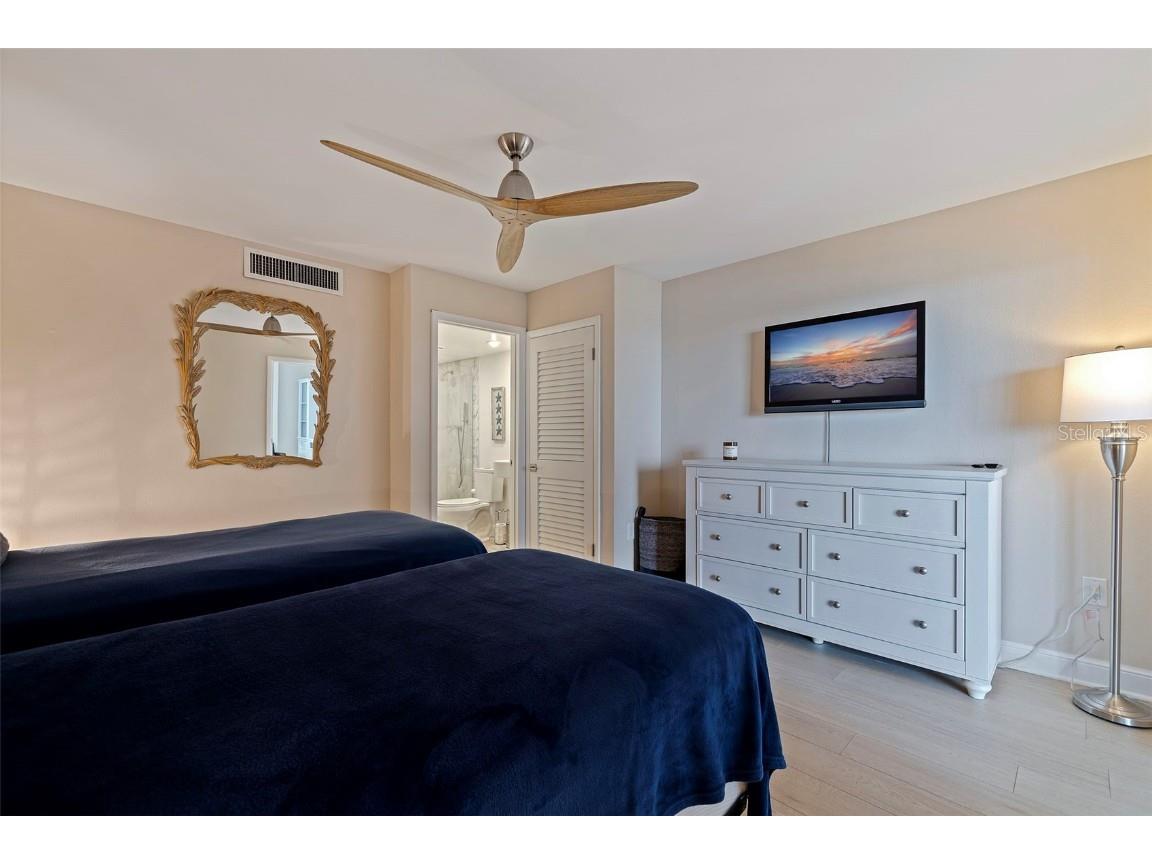 7650 Bayshore Drive #1005 Treasure Island FL 33706 TB8300931 image30