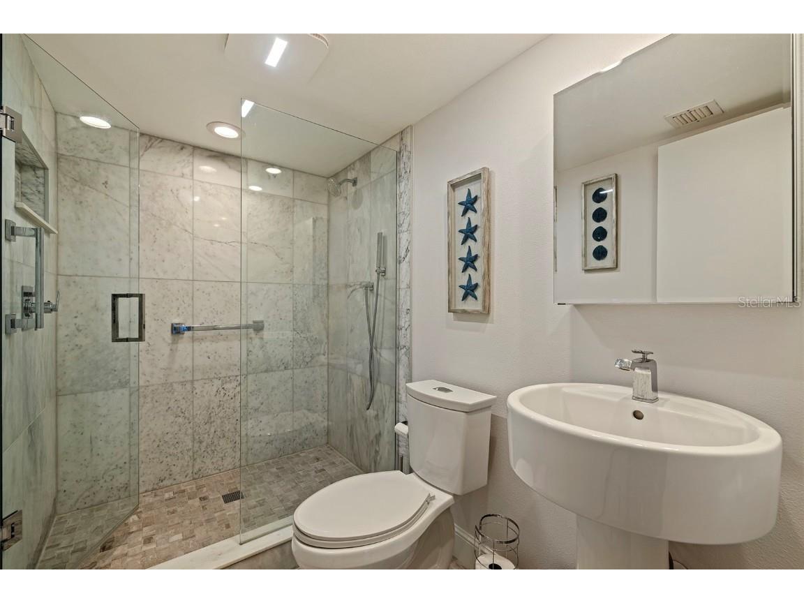 7650 Bayshore Drive #1005 Treasure Island FL 33706 TB8300931 image31