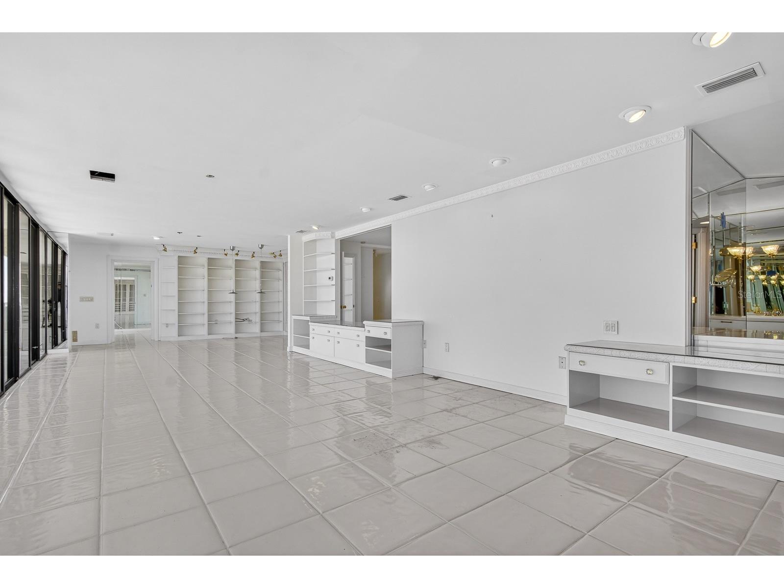7650 Bayshore Drive #1105 Treasure Island FL 33706 - GULF OF MEXICO TB8465035 image12