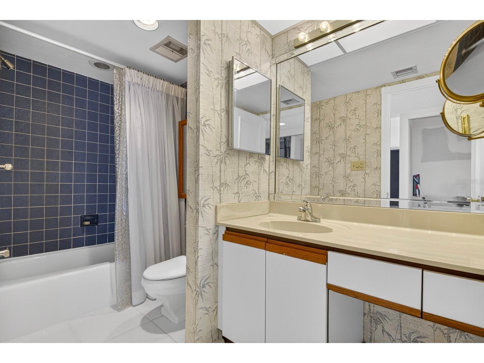 7650 Bayshore Drive #1105 Treasure Island FL 33706 - GULF OF MEXICO TB8465035 image27