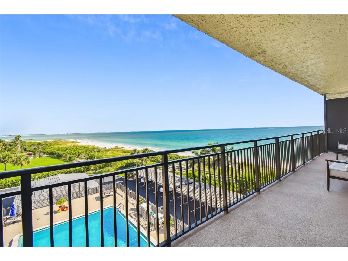 7650 Bayshore Drive #402 Treasure Island FL 33706 - GULF OF MEXICO BLIND PASS T3483496 image1