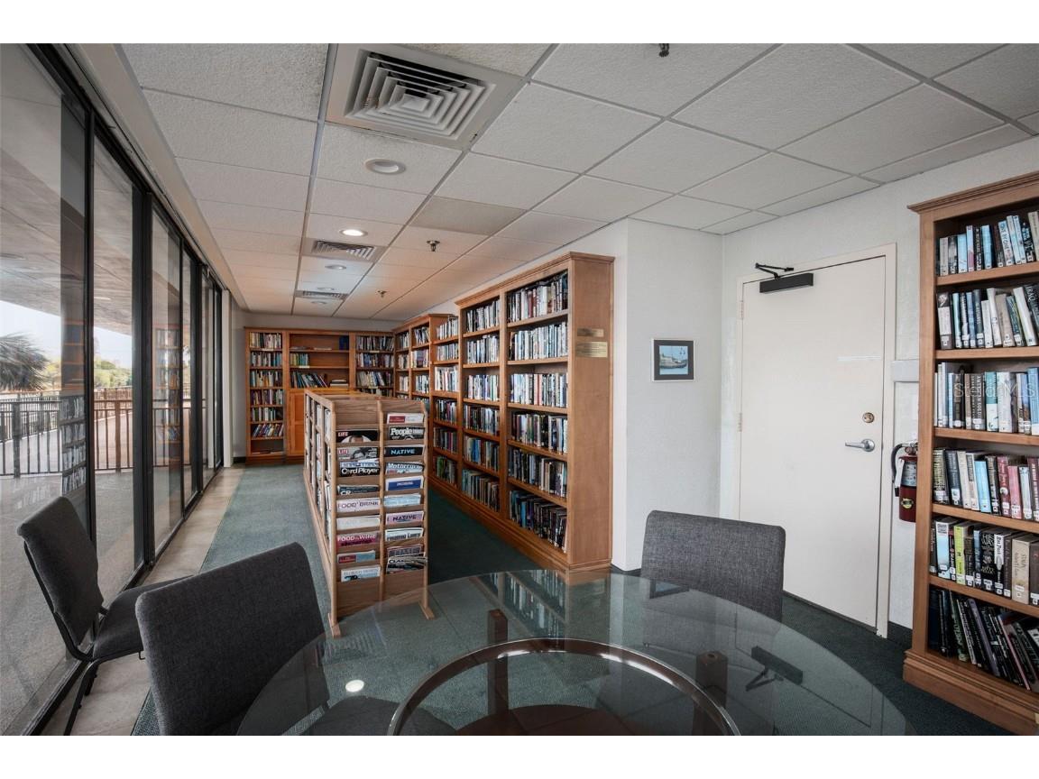 7650 Bayshore Drive #606 Treasure Island FL 33706 TB8417196 image27