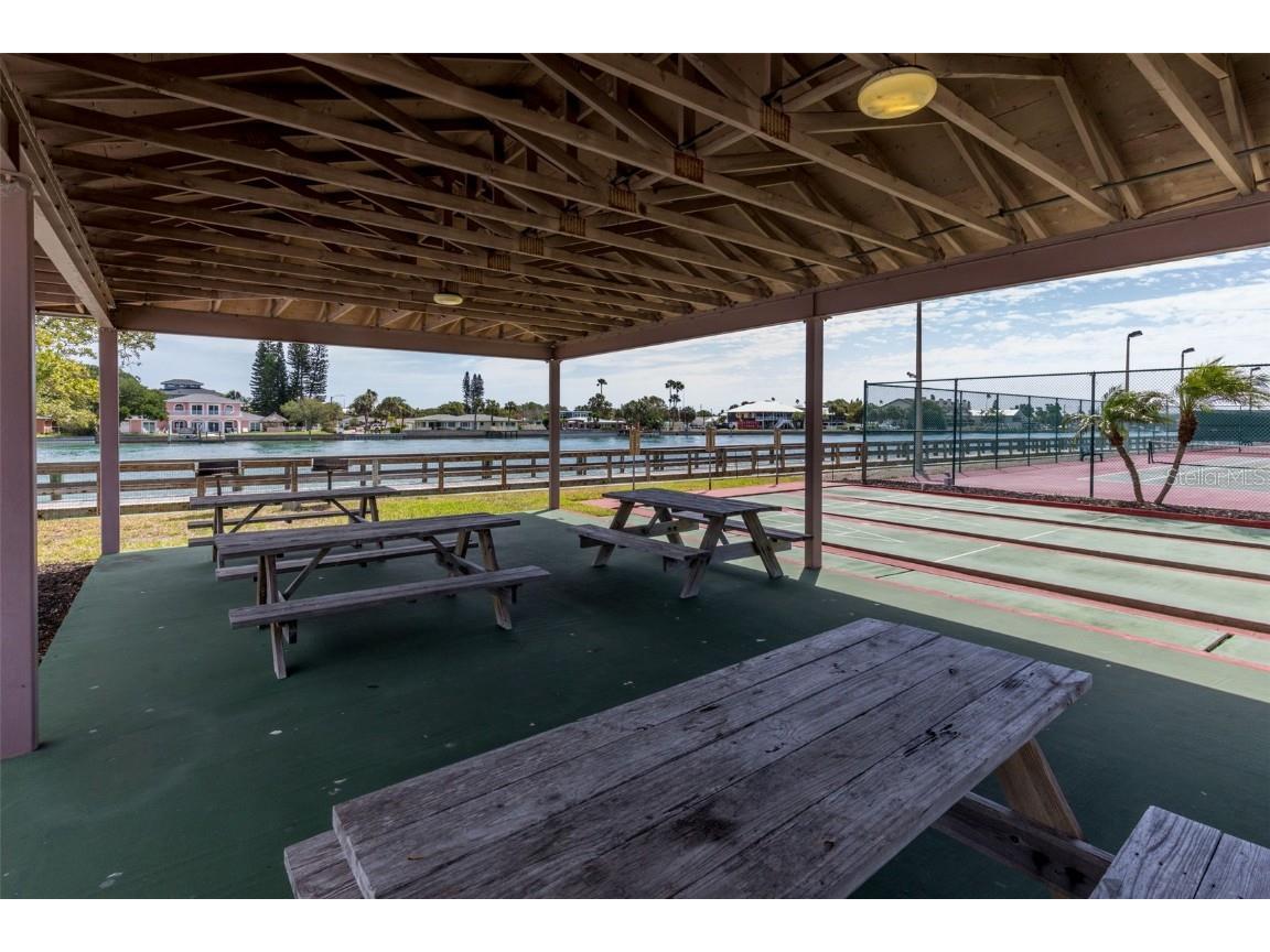 7650 Bayshore Drive #606 Treasure Island FL 33706 TB8417196 image30