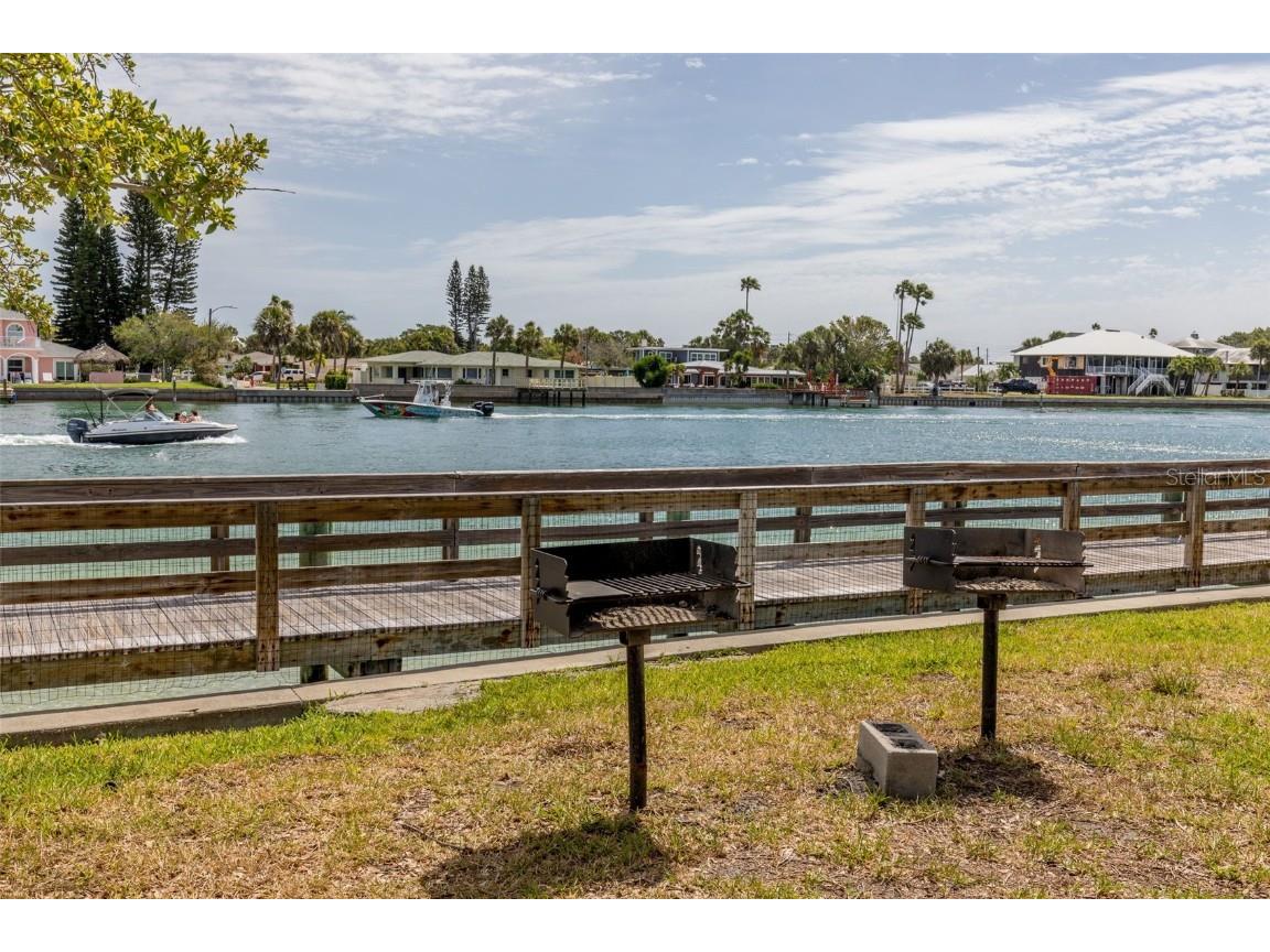 7650 Bayshore Drive #606 Treasure Island FL 33706 TB8417196 image32