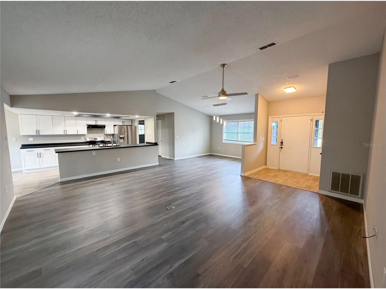 7650 Holiday Drive Spring Hill FL 34606 O6398236 image3