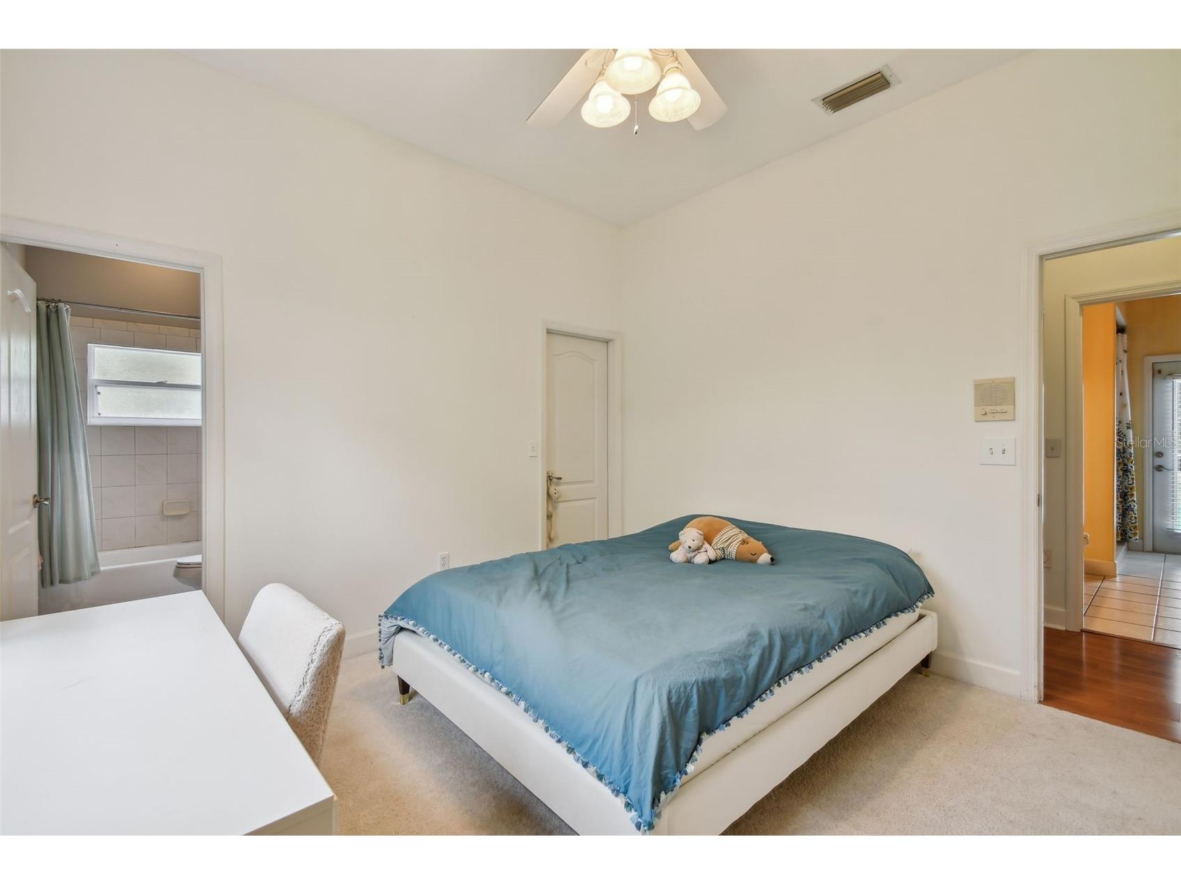 7650 Partridge Street Circle Bradenton FL 34202 A4695503 image40