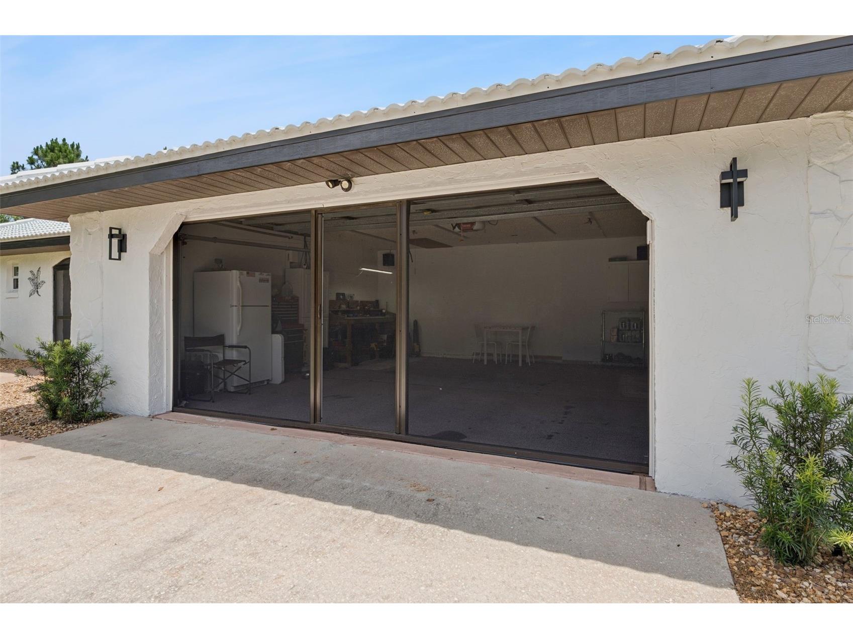 7651 Limonia Drive Indian Lake Estates FL 33855 - LAKE WALK IN WATER P4938749 image31