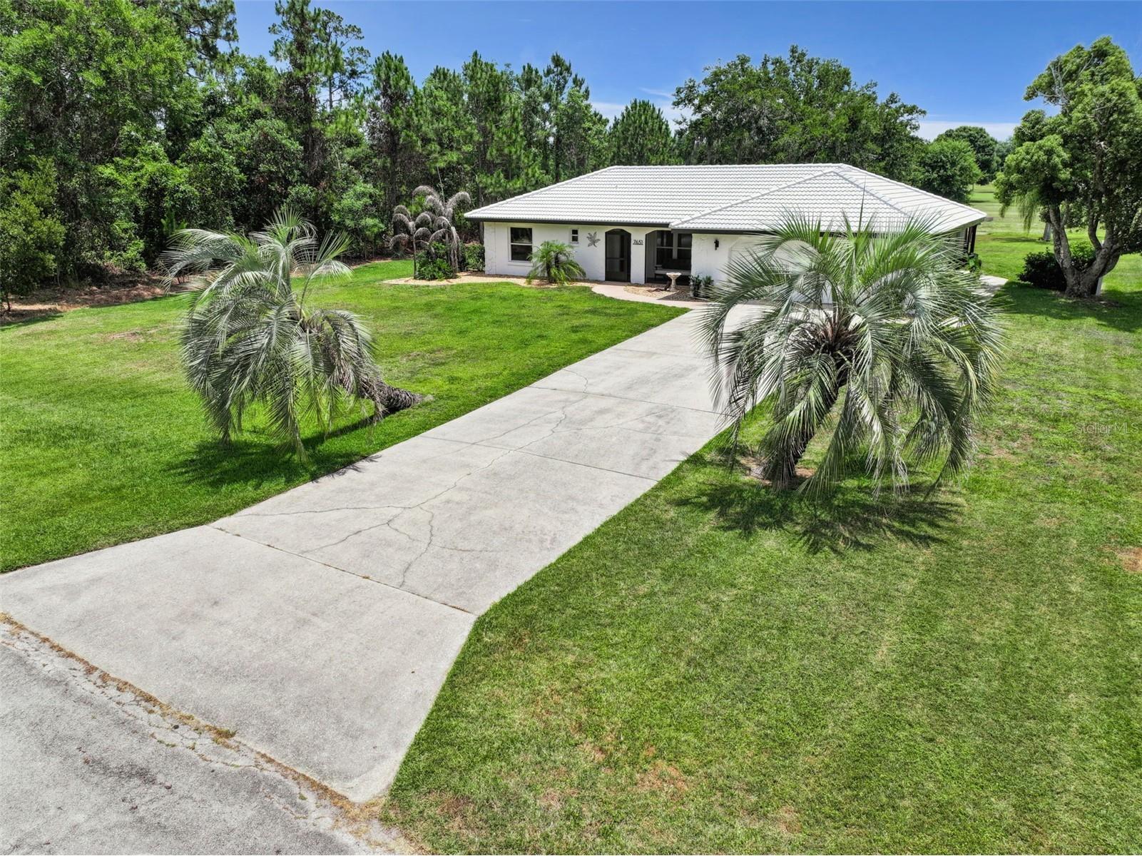 7651 Limonia Drive Indian Lake Estates FL 33855 - LAKE WALK IN WATER P4938749 image40