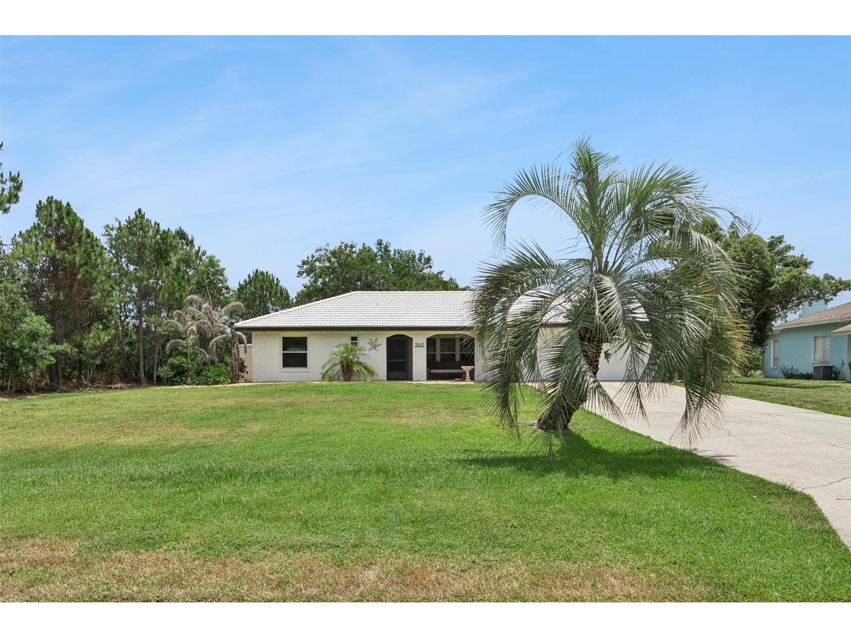 7651 Limonia Drive Indian Lake Estates FL 33855 - LAKE WALK IN WATER P4938749 image6