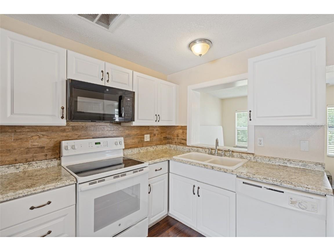 7651 Montague Loop New Port Richey FL 34655 TB8439376 image10