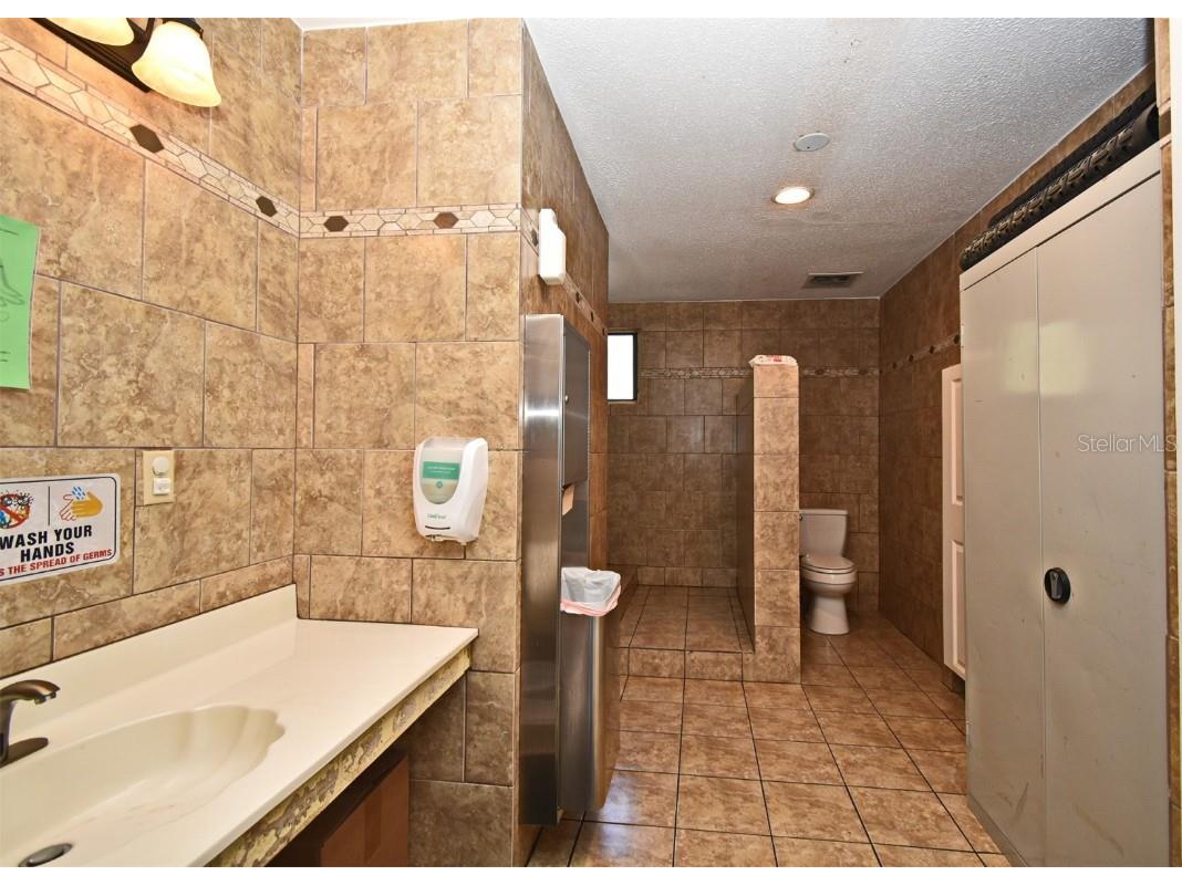 7651 Valencia College Lane Orlando FL 32807 O6279363 image23