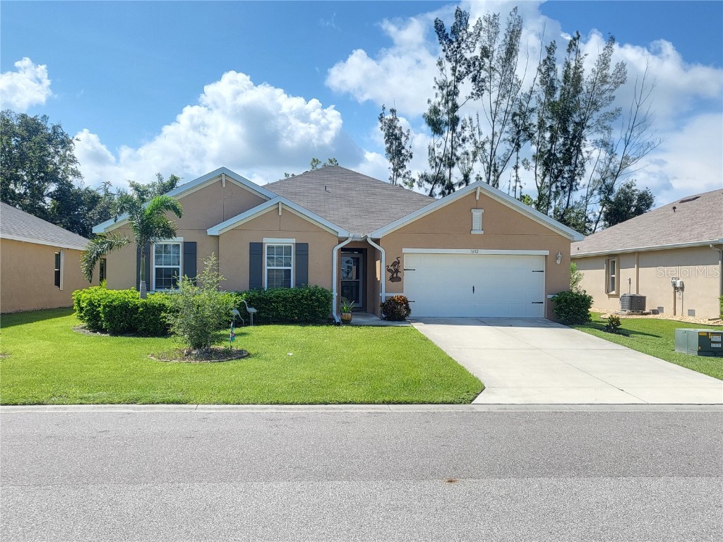 7652 Mikasa Drive Punta Gorda FL 33950 C7475388 image1