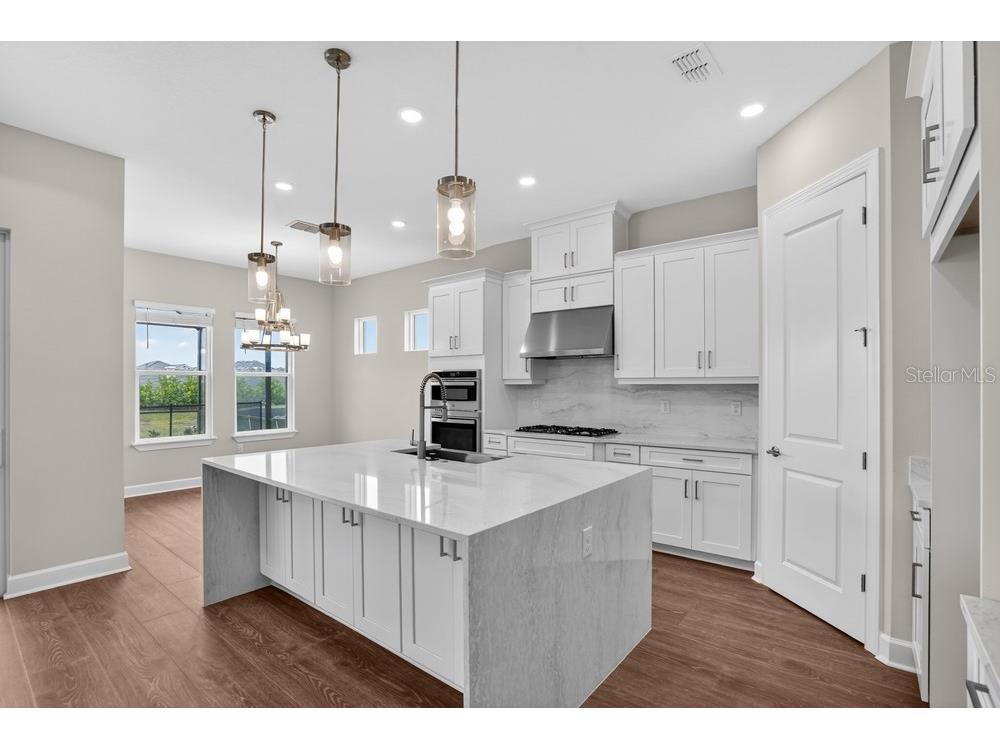 7653 Moonbeam Avenue Sarasota FL 34241 A4677159 image3