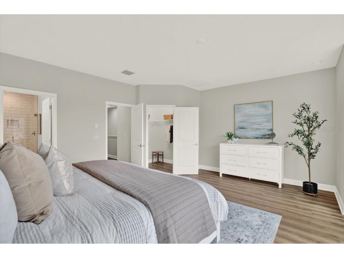 7654 93rd Street N Seminole FL 33777 TB8447677 image15