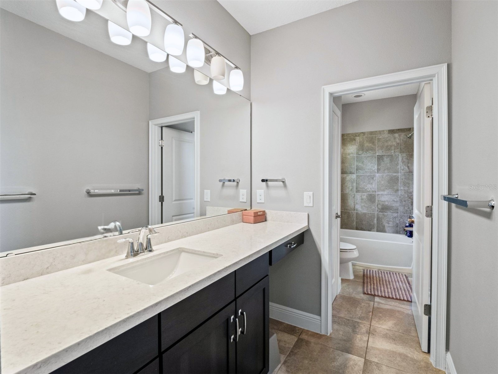 7654 Blue Quail Lane Orlando FL 32835 O6389765 image53