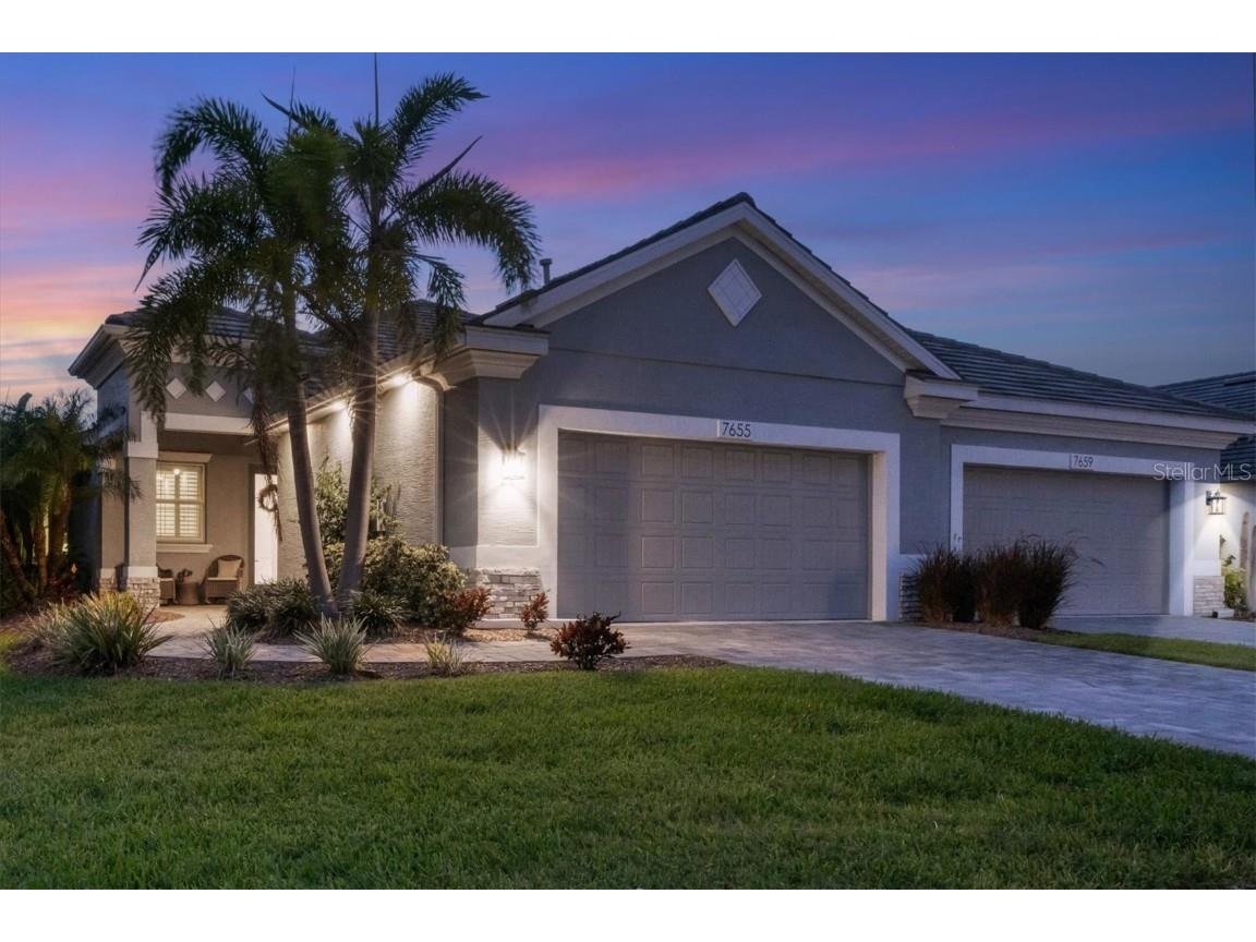 7655 Registrar Way Sarasota FL 34243 A4611425 image1