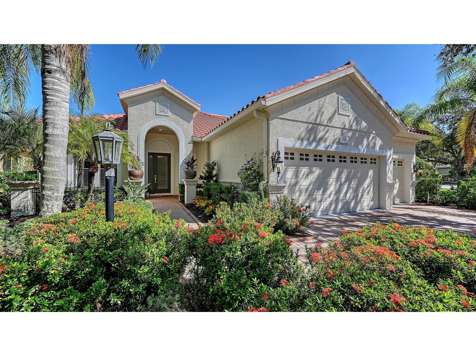 7656 Portstewart Drive Lakewood Ranch FL 34202 A4669390 image1