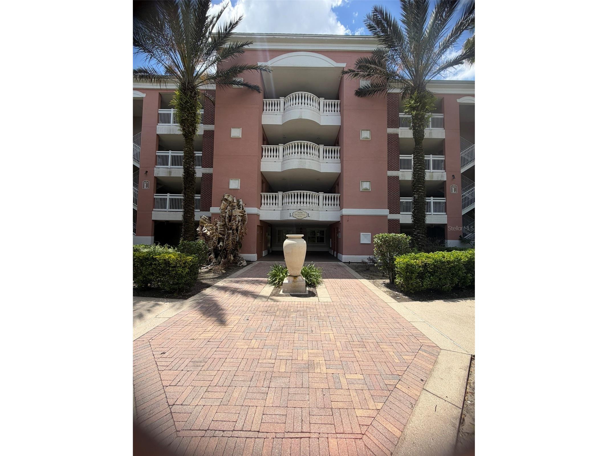 7656 Whisper Way #401 Reunion FL 34747 O6396261 image1
