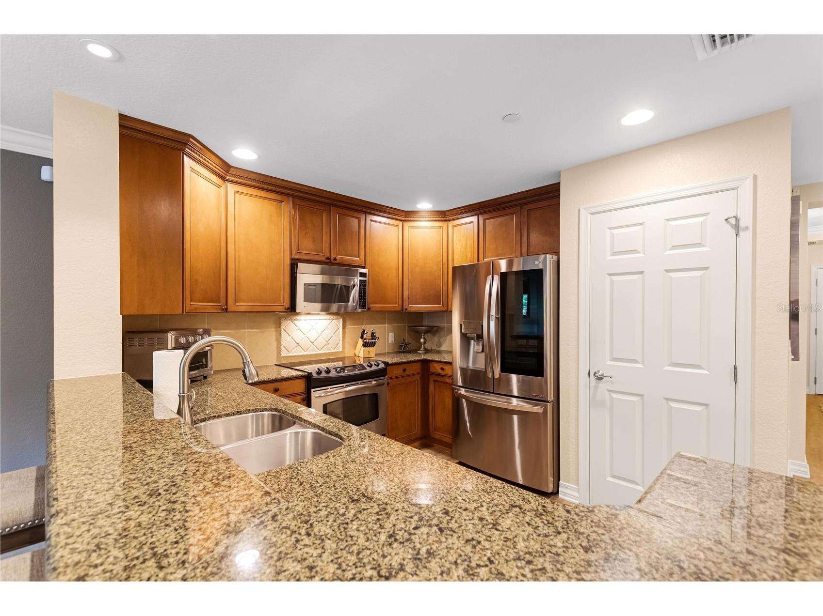 7656 Whisper Way #402 Reunion FL 34747 S5151726 image14