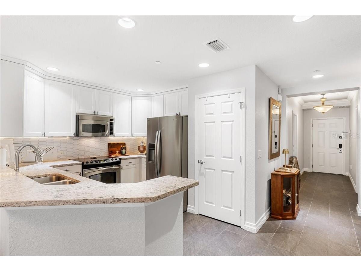 7658 Whisper Way #402 Reunion FL 34747 O6369827 image13