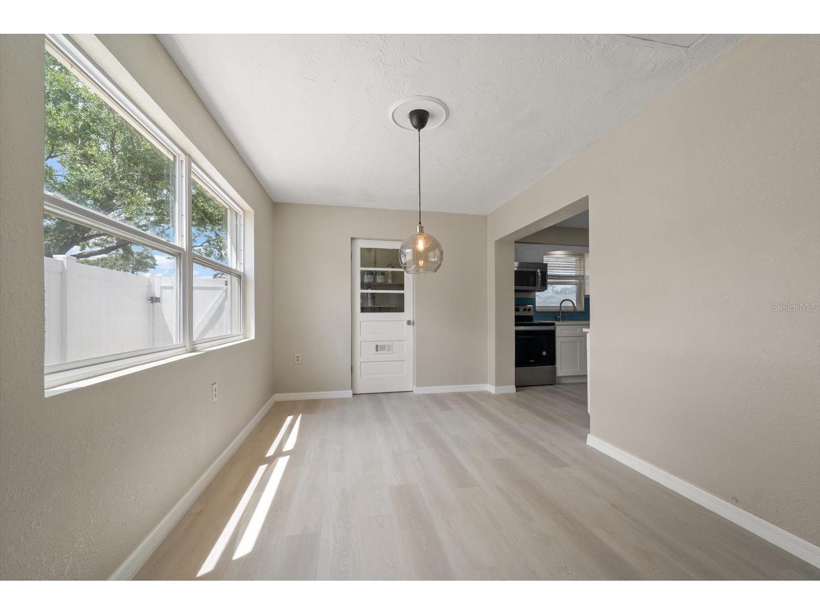 766 90th Avenue N Saint Petersburg FL 33702 TB8511330 image12