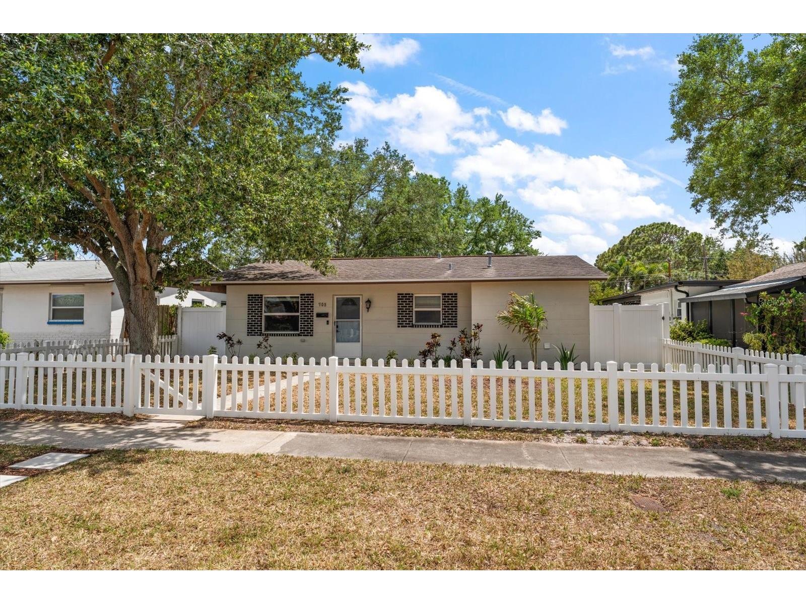 766 90th Avenue N Saint Petersburg FL 33702 TB8511330 image2