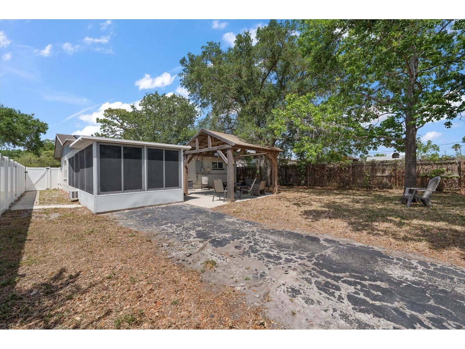 766 90th Avenue N Saint Petersburg FL 33702 TB8511330 image23
