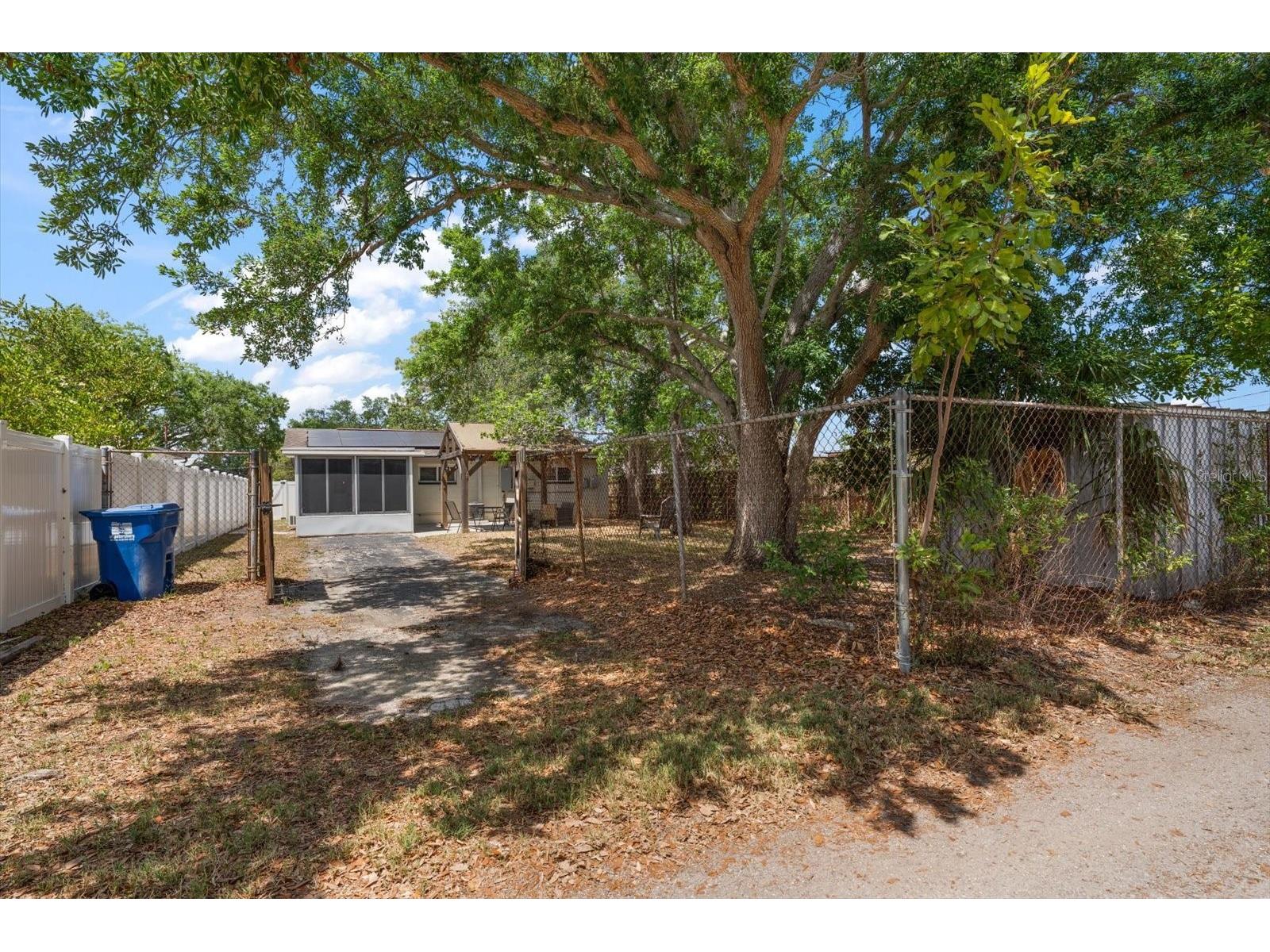 766 90th Avenue N Saint Petersburg FL 33702 TB8511330 image24