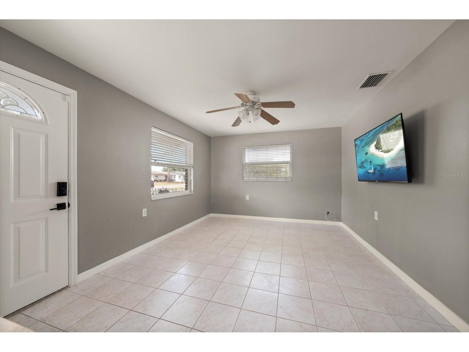 766 90th Avenue N Saint Petersburg FL 33702 TB8511330 image4