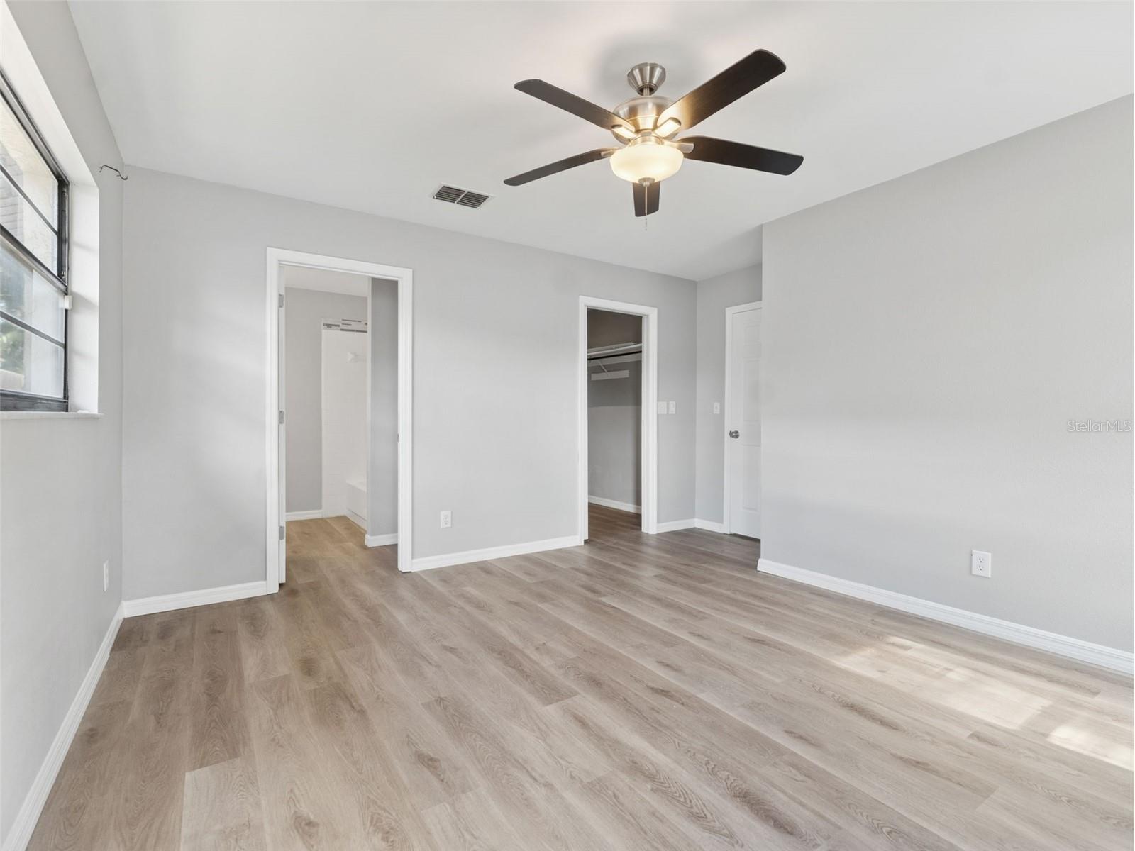 766 91st Avenue N Saint Petersburg FL 33702 TB8503171 image9