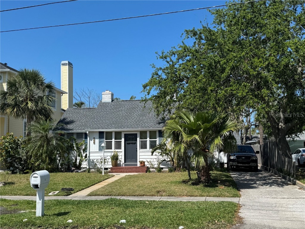 766 Bay Esplanade Clearwater Beach FL 33767 TB8373428 image2