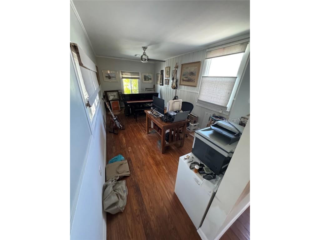 766 Bay Esplanade Clearwater Beach FL 33767 TB8373428 image5