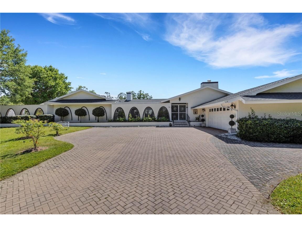 766 Magellan Drive Sarasota FL 34243 - BOWLEES CREEK A4564771 image1