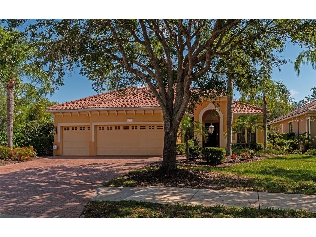 7660 Portstewart Drive Lakewood Ranch FL 34202 A4612804 image1