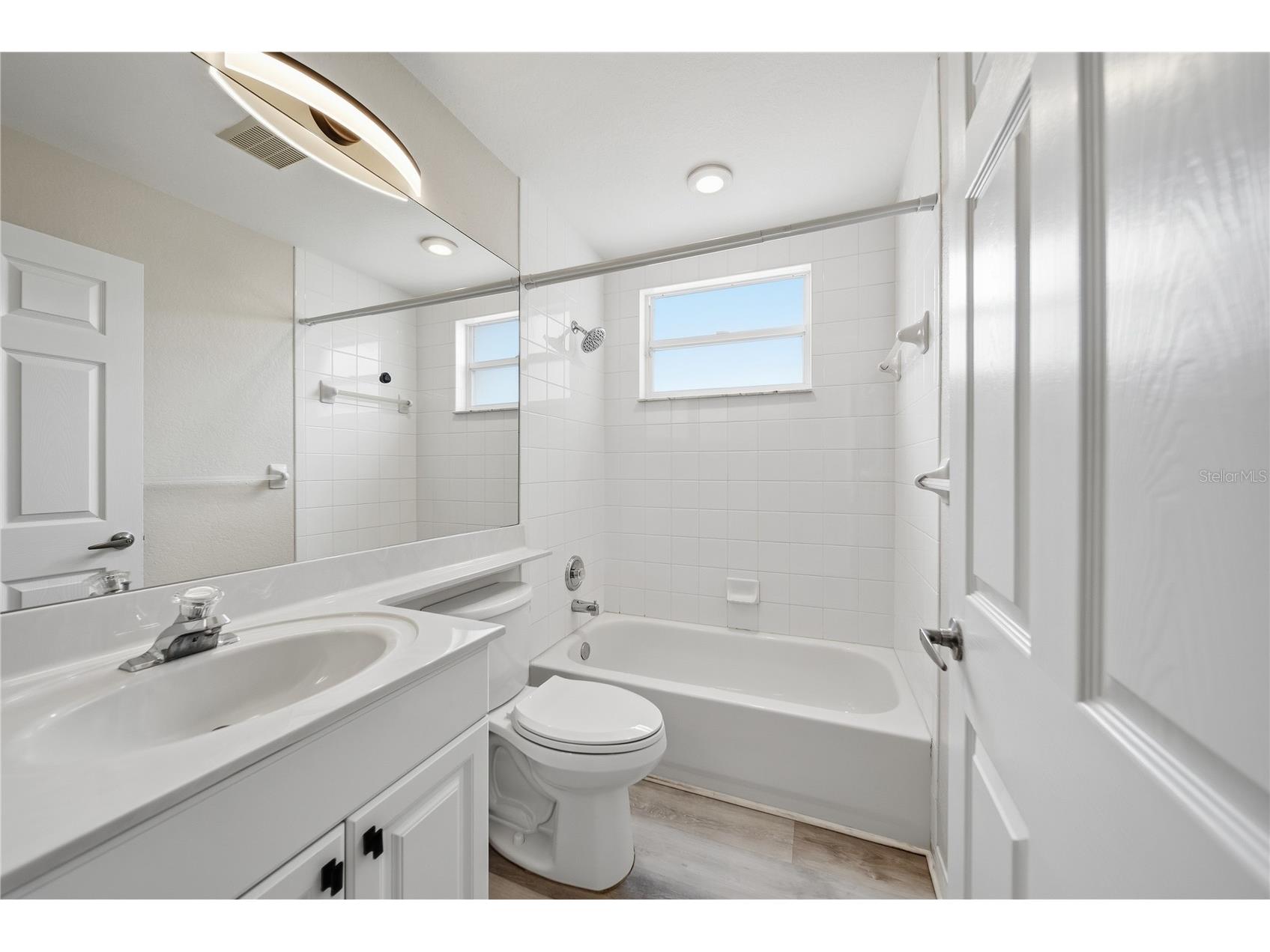 7660 Sweetbay Circle Bradenton FL 34203 A4693301 image6