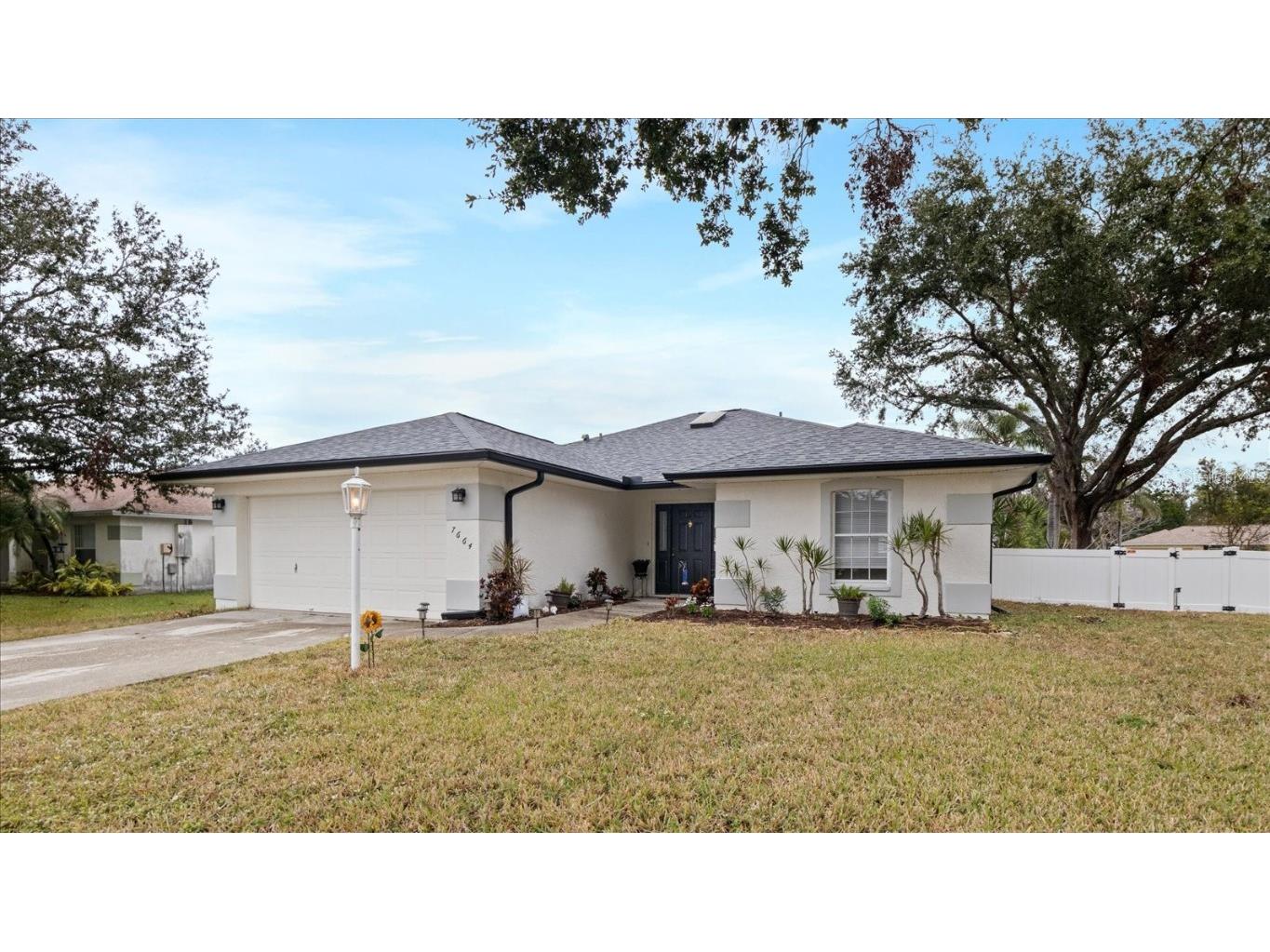 7664 39th Street Circle E Sarasota FL 34243 A4637255 image1