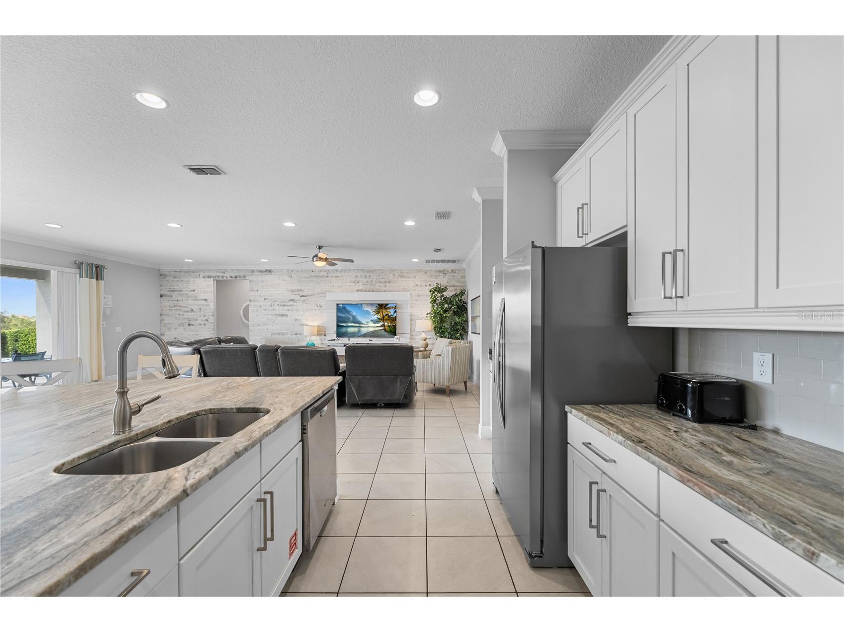 7664 Fairfax Drive Kissimmee FL 34747 O6379752 image23