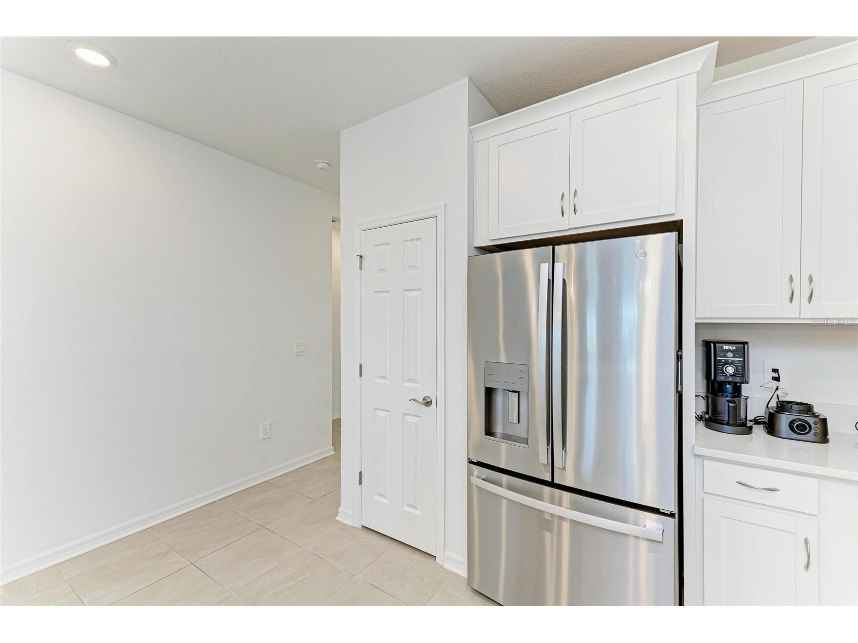 7664 Livewell Lane Sarasota FL 34240 A4677401 image18