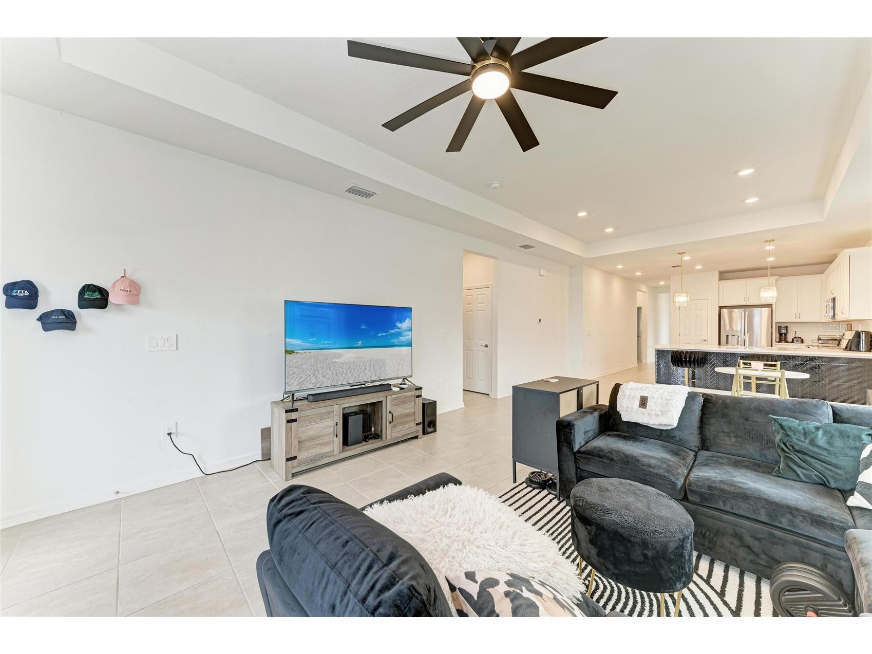 7664 Livewell Lane Sarasota FL 34240 A4677401 image9