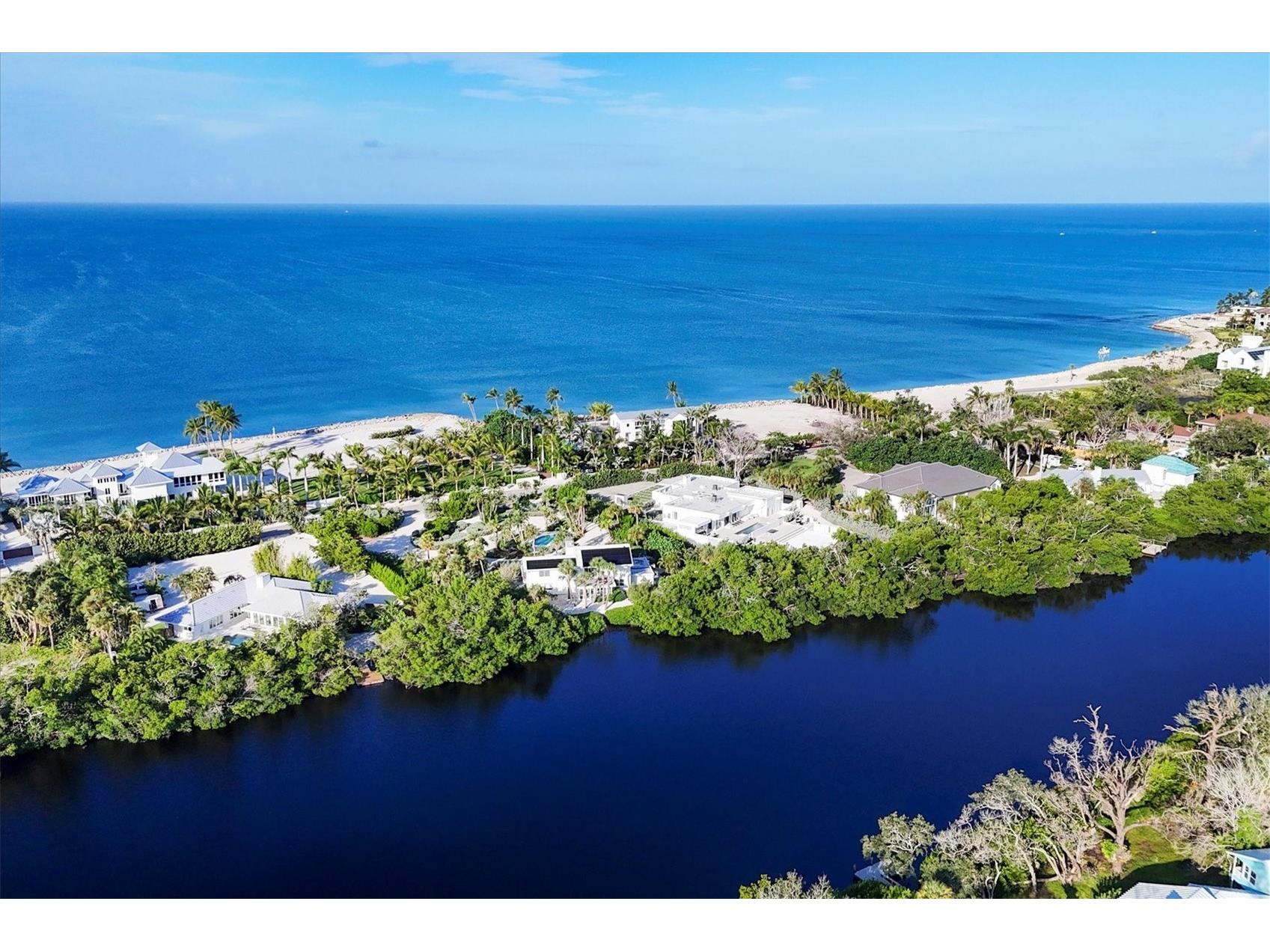 7665 Sanderling Road Sarasota FL 34242 - HERON LAGOON A4622464 image1